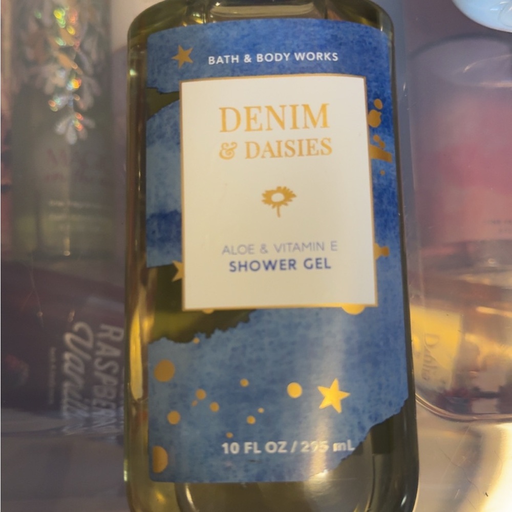 Bath & Body Works Denim & Daisies Shower Gel - Blue & Gold